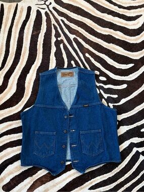 Wrangler Blue Denim Button-Front Vest